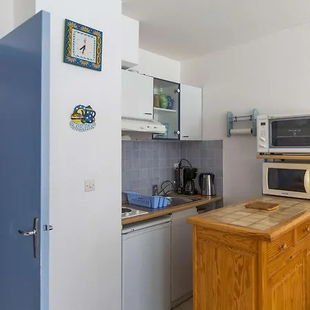 Cosy Pour 4 Personnes, Pied Des Pistes, Plein Coeur Des Pyrenees - Fr-1-400-1 *